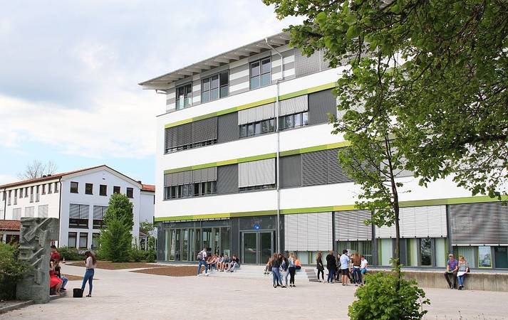 Pausenhof der FOS Bad Wörishofen